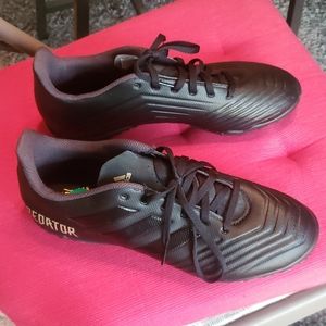 Adidas turf predator shoes